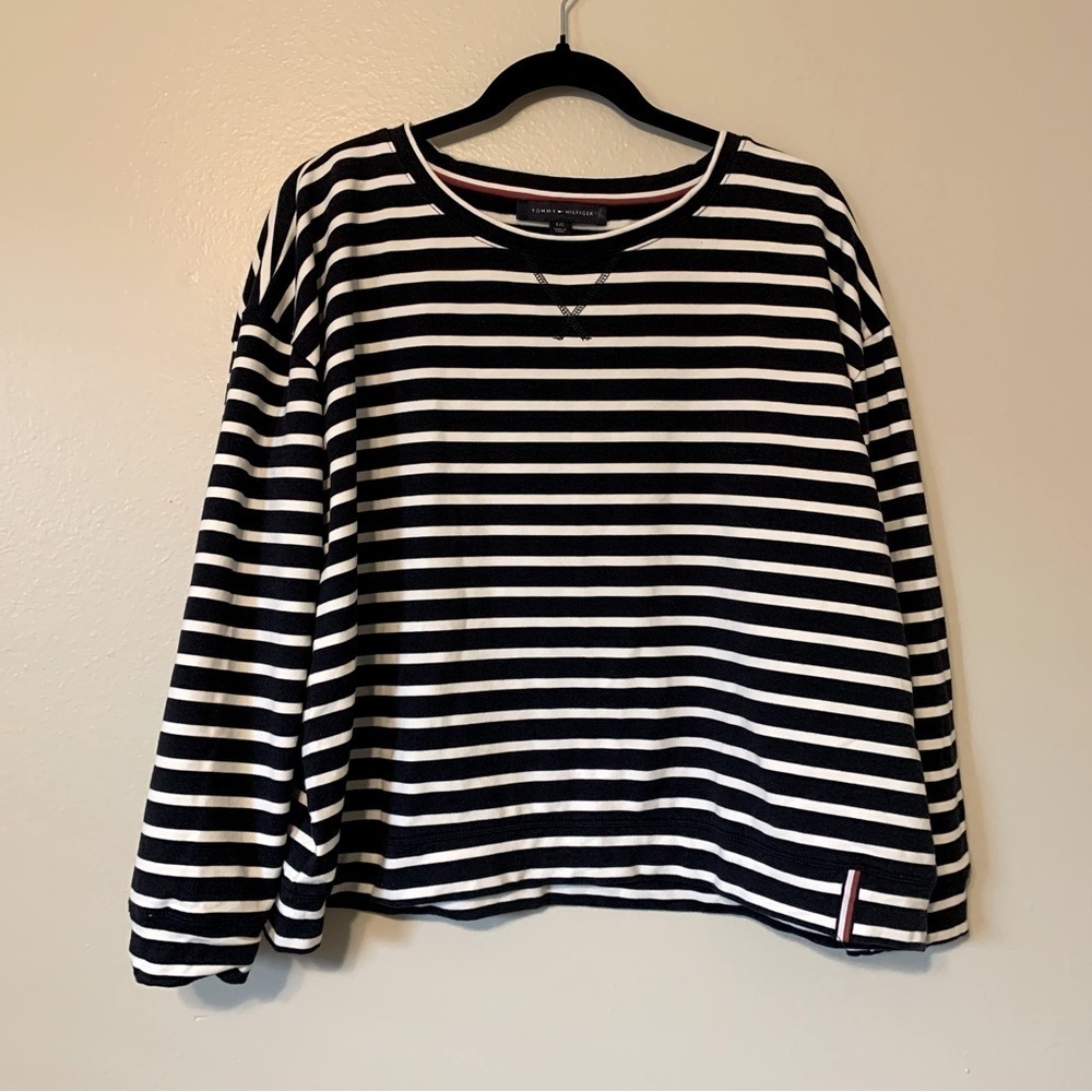 Tommy Hilfiger Women Blue Sweatshirt